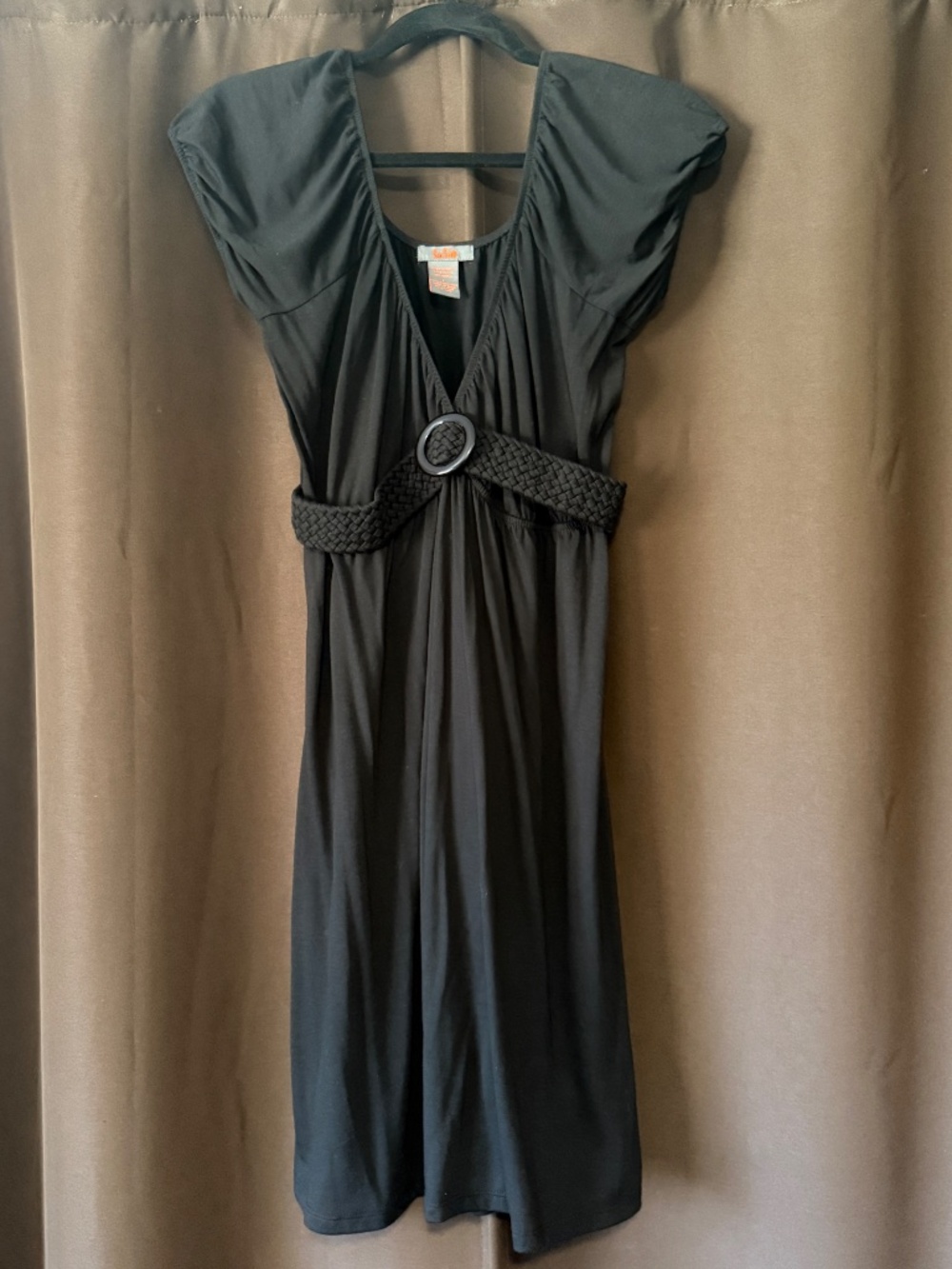 Dress - Picture 3 of 4